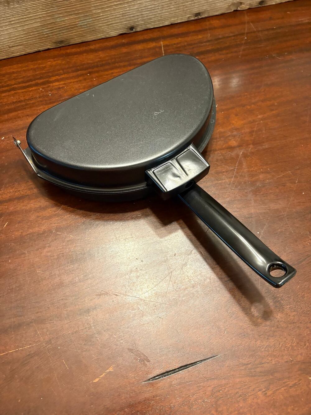 Vintage Nonstick Folding Omelet Pan Hinged Double Sided Egg Skillet Black